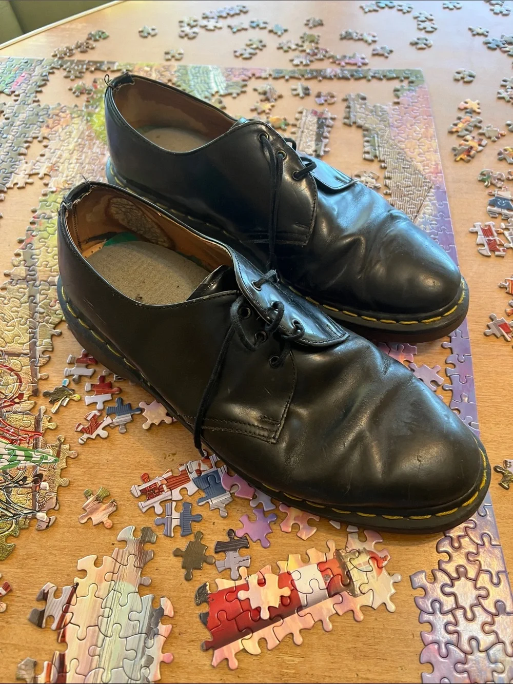 Black Leather Lace-Up Men’s Shoes with Yellow Stitch Detail . Dr martens